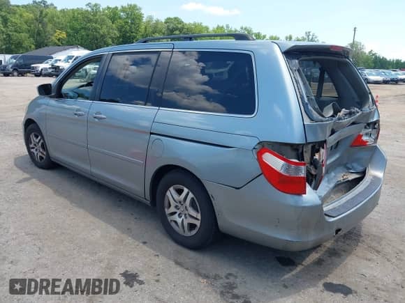 2006 Honda Odyssey EX z VIN 5FNRL38436B037450, wystawiony jako IAAI lot #42658960 z przebiegiem 228 553 mil mil oraz . Historia ofert i sprzedaży dostępna na DreamBid. Obrazek 3.
