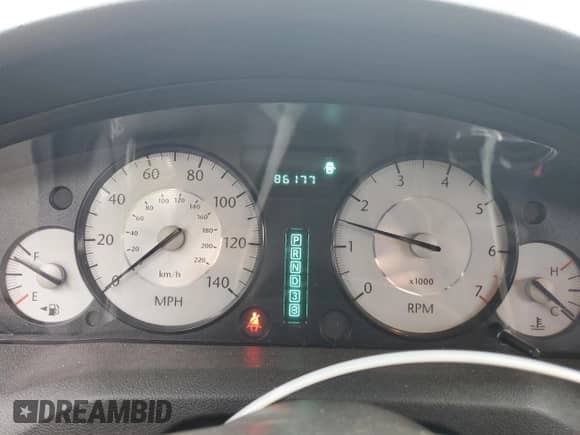 2010 Chrysler 300 Touring с VIN 2C3CA5CV2AH241719, выставлен на аукционе Copart как лот 81787025 с пробегом 86 177 миль миль и Списание • Salvage title. История ставок и продаж доступна на DreamBid. Изображение 9.