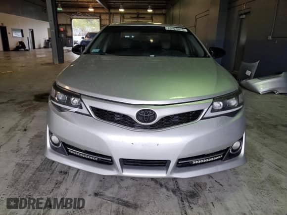 2013 Toyota Camry SE с VIN 4T1BF1FK5DU290655, выставлен на аукционе Copart как лот 85924075 с пробегом 136 853 миль миль и Чистый • Clean title. История ставок и продаж доступна на DreamBid. Изображение 5.