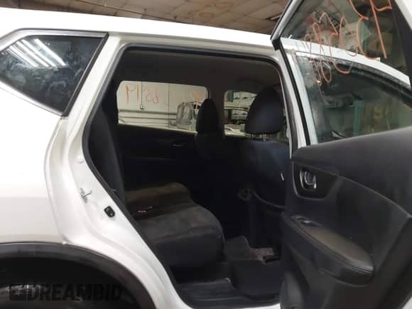 2015 Nissan Rogue SL с VIN 5N1AT2MV0FC766004, выставлен на аукционе IAAI как лот 43058849 с пробегом 118 798 миль миль и . История ставок и продаж доступна на DreamBid. Изображение 8.