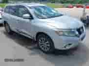 2013 Nissan Pathfinder SL z VIN 5N1AR2MM4DC633541, wystawiony jako IAAI lot #42540120 z przebiegiem 161 776 mil mil oraz . Historia ofert i sprzedaży dostępna na DreamBid. Obrazek 1.