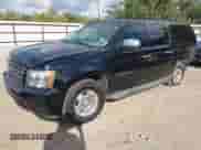 2013 Chevrolet Suburban LT с VIN 1GNSCJE03DR180050, выставлен на аукционе IAAI как лот 43289589 с пробегом 190 660 миль миль и . История ставок и продаж доступна на DreamBid. Изображение 2.