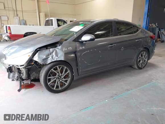 2019 Hyundai Elantra SEL z VIN KMHD84LF5KU847847, wystawiony jako IAAI lot #42572892 z przebiegiem 104 659 mil mil oraz . Historia ofert i sprzedaży dostępna na DreamBid. Obrazek 2.