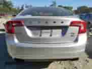 2015 Volvo S60 T5 Platinum с VIN YV1612TM8F1357277, выставлен на аукционе Copart как лот 74011524 с пробегом 142 092 миль миль и На запчасти • Non repairable. История ставок и продаж доступна на DreamBid. Изображение 6.