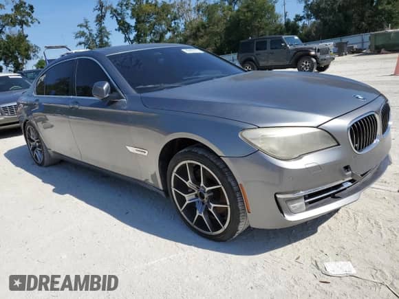 2013 BMW 7 Series 740Li xDrive с VIN WBAYF4C56DDE23552, выставлен на аукционе Copart как лот 89463175 с пробегом 142 984 миль миль и Чистый • Clean title. История ставок и продаж доступна на DreamBid. Изображение 4.