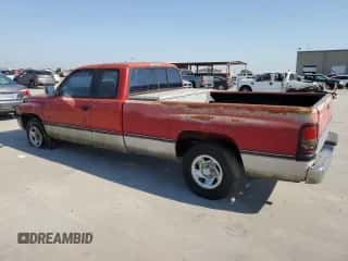 1995 Dodge 1500 z VIN 3B7HC13Z7SM143148, wystawiony jako Copart lot #75774084 z przebiegiem 156 482 mil mil oraz Czysty tytuł • Clean title. Historia ofert i sprzedaży dostępna na DreamBid. Obrazek 2.