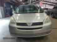 2004 Toyota Sienna XLE z VIN 5TDZA22C94S035808, wystawiony jako Copart lot #82506855 z przebiegiem 169 350 mil mil oraz Czysty tytuł • Clean title. Historia ofert i sprzedaży dostępna na DreamBid. Obrazek 5.