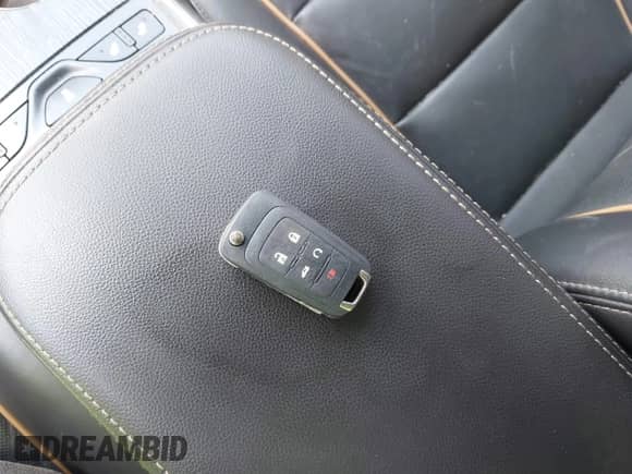 2019 Chevrolet Impala Premier с VIN 1G1105S38KU105706, выставлен на аукционе IAAI как лот 42997829 с пробегом 99 011 миль миль и . История ставок и продаж доступна на DreamBid. Изображение 11.