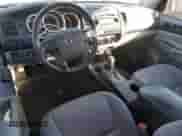 2012 Toyota Tacoma с VIN 5TFTX4CN3CX012016, выставлен на аукционе Copart как лот 90054215 с пробегом 129 993 миль миль и Списание • Salvage title. История ставок и продаж доступна на DreamBid. Изображение 8.