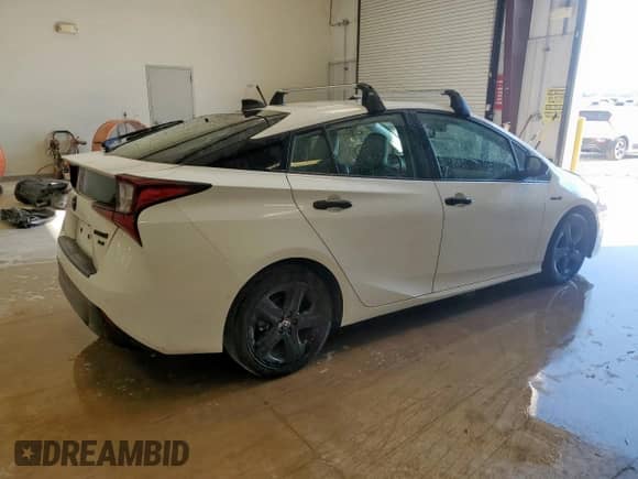 2022 Toyota Prius Nightshade with VIN JTDKAMFU3N3172536, listed as a Copart auction lot 84072835 with 131,462 mi miles and Clean title. Bid and sale history available at DreamBid. Image 3.