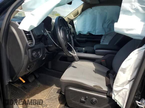 2020 Ram 1500 Big Horn z VIN 1C6SRFMT8LN223701, wystawiony jako Copart lot #54324455 z przebiegiem 70 553 mil mil oraz Szkoda całkowita • Salvage title. Historia ofert i sprzedaży dostępna na DreamBid. Obrazek 7.