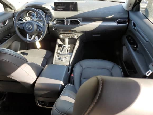 2025 Mazda CX-5 S Select with VIN JM3KFBBL2S0600801, listed as a Copart auction lot 81234495 with 8,035 mi miles and Clean title. Bid and sale history available at DreamBid. Image 8.