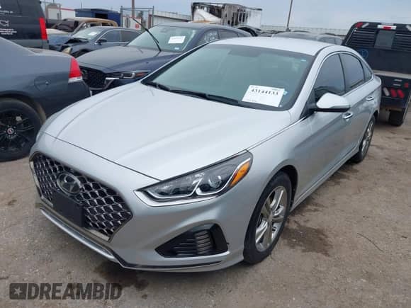 2019 Hyundai Sonata Sport с VIN 5NPE34AF0KH747949, выставлен на аукционе IAAI как лот 43144133 с пробегом 102 816 миль миль и . История ставок и продаж доступна на DreamBid. Изображение 2.