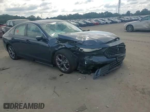 2025 Honda Accord EX-L with VIN 1HGCY2F60SA043488, listed as a Copart auction lot 69876055 with Not provided miles and Salvage title. Bid and sale history available at DreamBid. Image 13.