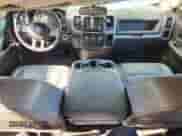 2019 Ram 1500 Tradesman z VIN 1C6RR6FT5KS585609, wystawiony jako Copart lot #86541865 z przebiegiem 98 220 mil mil oraz Szkoda całkowita • Salvage title. Historia ofert i sprzedaży dostępna na DreamBid. Obrazek 8.