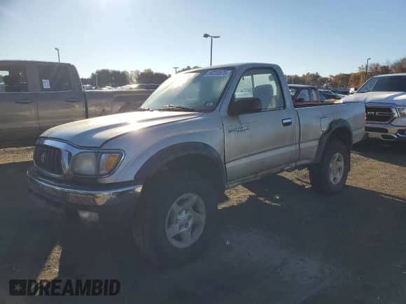 2001 Toyota Tacoma with VIN 5TEPM62N91Z780824, listed as a Copart auction lot 90220975 with 211,375 mi miles and Clean title. Bid and sale history available at DreamBid. Image 1.