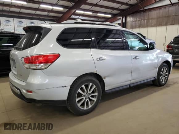 2016 Nissan Pathfinder S with VIN 5N1AR2MM2GC638984, listed as a Copart auction lot 58139695 with 202,536 mi miles and Salvage title. Bid and sale history available at DreamBid. Image 3.
