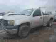 2007 GMC Sierra 1500 Work Truck с VIN 1GTEC14C67Z583865, выставлен на аукционе Copart как лот 54379175 с пробегом 283 321 миль миль и Чистый • Clean title. История ставок и продаж доступна на DreamBid. Изображение 1.