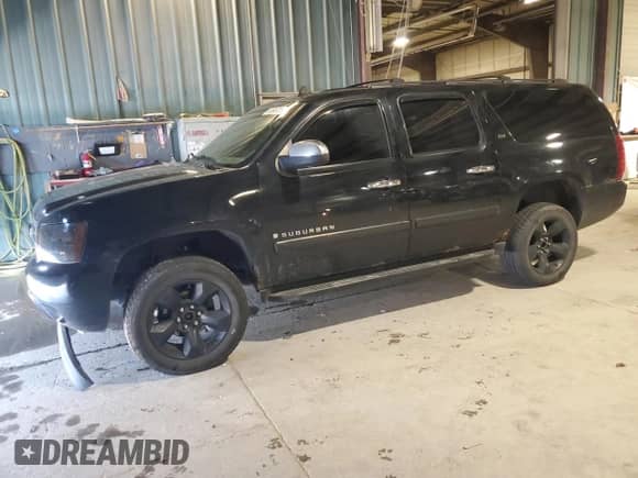 2008 Chevrolet Suburban LTZ с VIN 3GNFK16378G208290, выставлен на аукционе Copart как лот 60696725 с пробегом 203 426 миль миль и Списание • Salvage title. История ставок и продаж доступна на DreamBid. Изображение 1.