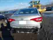 2017 Hyundai Sonata SE с VIN 5NPE24AF1HH566046, выставлен на аукционе IAAI как лот 41244847 с пробегом Не указан миль и . История ставок и продаж доступна на DreamBid. Изображение 15.