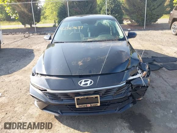 2024 Hyundai Elantra SE z VIN KMHLL4DG5RU680546, wystawiony jako IAAI lot #42567637 z przebiegiem 9 289 mil mil oraz . Historia ofert i sprzedaży dostępna na DreamBid. Obrazek 12.