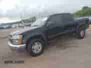 2008 Chevrolet Colorado 1LT z VIN 1GCDT33E888220923, wystawiony jako IAAI lot #42836736 z przebiegiem 209 764 mil mil oraz . Historia ofert i sprzedaży dostępna na DreamBid. Obrazek 18.