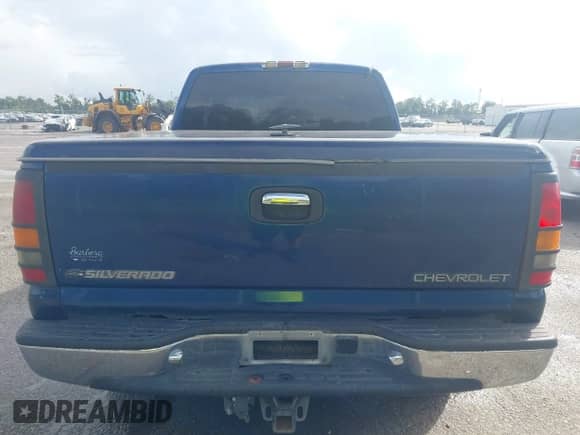 2000 Chevrolet Silverado 1500 LS с VIN 2GCEC19T1Y1279622, выставлен на аукционе IAAI как лот 43366617 с пробегом 559 755 миль миль и . История ставок и продаж доступна на DreamBid. Изображение 16.