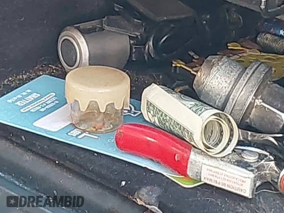 2007 Land Rover Range Rover Sport SC z VIN SALSH23427A983160, wystawiony jako IAAI lot #40561040 z przebiegiem Nie podano mil oraz . Historia ofert i sprzedaży dostępna na DreamBid. Obrazek 12.