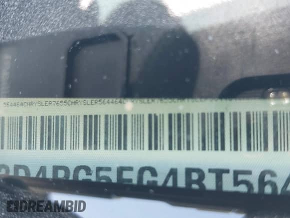 2011 Dodge Journey SXT z VIN 3D4PG5FG4BT564464, wystawiony jako IAAI lot #42644693 z przebiegiem 180 533 mil mil oraz . Historia ofert i sprzedaży dostępna na DreamBid. Obrazek 17.