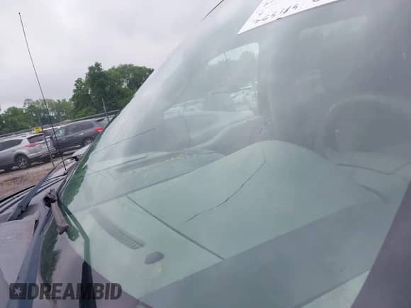 2008 Ford F-150 XLT z VIN 1FTPW14V08FB18115, wystawiony jako IAAI lot #42401528 z przebiegiem 265 185 mil mil oraz . Historia ofert i sprzedaży dostępna na DreamBid. Obrazek 19.