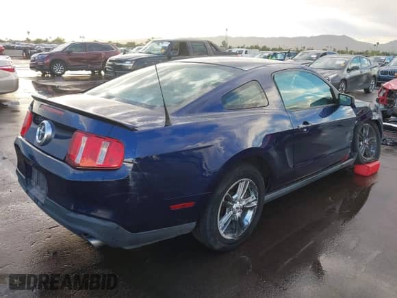 2012 Ford Mustang V6 with VIN 1ZVBP8AM2C5206753, listed as a IAAI auction lot 43494742 with 127,686 mi miles and . Bid and sale history available at DreamBid. Image 4.