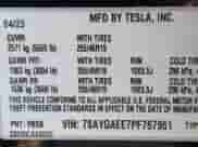 2023 Tesla Model Y Long Range z VIN 7SAYGAEE7PF767951, wystawiony jako IAAI lot #43128878 z przebiegiem 36 431 mil mil oraz . Historia ofert i sprzedaży dostępna na DreamBid. Obrazek 9.