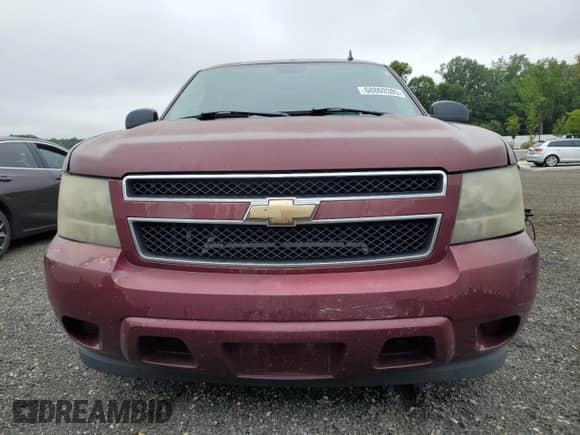 2008 Chevrolet Tahoe LS z VIN 1GNFC13C98J136802, wystawiony jako Copart lot #68869385 z przebiegiem 276 687 mil mil oraz Czysty tytuł • Clean title. Historia ofert i sprzedaży dostępna na DreamBid. Obrazek 5.