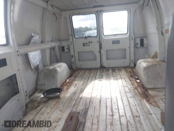 1994 Dodge Cargo with VIN 2B7HB21Y8RK541211, listed as a IAAI auction lot 42172009 with 207,721 mi miles and . Bid and sale history available at DreamBid. Image 8.