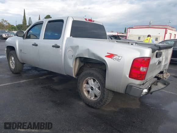 2011 Chevrolet Silverado 1500 LT with VIN 3GCPKSE36BG183524, listed as a IAAI auction lot 43262078 with 147,336 mi miles and . Bid and sale history available at DreamBid. Image 3.