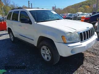 2005 Jeep Grand Cherokee Limited with VIN 1J8HR58N95C576819, listed as a IAAI auction lot 43450317 with 233,065 mi miles and . Bid and sale history available at DreamBid. Image 1.