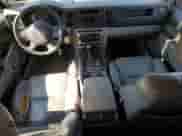 2007 Jeep Commander Sport с VIN 1J8HG48NX7C693408, выставлен на аукционе Copart как лот 71632305 с пробегом 227 322 миль миль и Списание • Salvage title. История ставок и продаж доступна на DreamBid. Изображение 8.