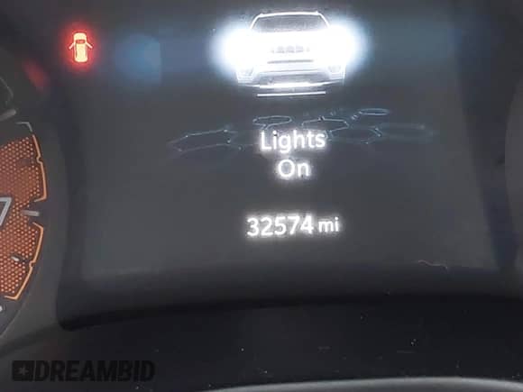 2023 Jeep Compass Latitude Lux с VIN 3C4NJDFN4PT530739, выставлен на аукционе IAAI как лот 42038351 с пробегом 32 574 миль миль и . История ставок и продаж доступна на DreamBid. Изображение 16.