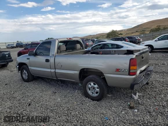 2000 GMC Sierra 1500 SLE с VIN 1GTEK14T9YE385096, выставлен на аукционе Copart как лот 69703225 с пробегом 284 284 миль миль и Списание • Salvage title. История ставок и продаж доступна на DreamBid. Изображение 2.