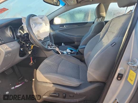 2011 Hyundai Sonata GLS z VIN 5NPEB4AC2BH097157, wystawiony jako Copart lot #84432055 z przebiegiem 164 577 mil mil oraz Szkoda całkowita • Salvage title. Historia ofert i sprzedaży dostępna na DreamBid. Obrazek 7.