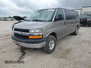 2007 Chevrolet Express Passenger с VIN 1GAHG39U771237121, выставлен на аукционе Copart как лот 60245775 с пробегом 187 005 миль миль и Списание • Salvage title. История ставок и продаж доступна на DreamBid. Изображение 1.