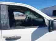 2019 Chevrolet Silverado 1500 Work Truck z VIN 3GCUYAEF6KG271771, wystawiony jako IAAI lot #41637638 z przebiegiem 104 763 mil mil oraz . Historia ofert i sprzedaży dostępna na DreamBid. Obrazek 12.