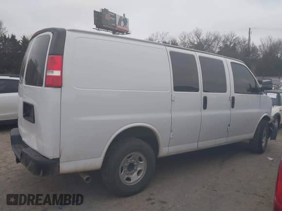 2022 Chevrolet Express Cargo with VIN 1GCWGAF75N1233292, listed as a IAAI auction lot 41511707 with 63,895 mi miles and . Bid and sale history available at DreamBid. Image 13.