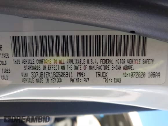 2011 Ram 1500 ST z VIN 3D7JB1EK1BG506911, wystawiony jako IAAI lot #41390919 z przebiegiem 64 689 mil mil oraz . Historia ofert i sprzedaży dostępna na DreamBid. Obrazek 9.