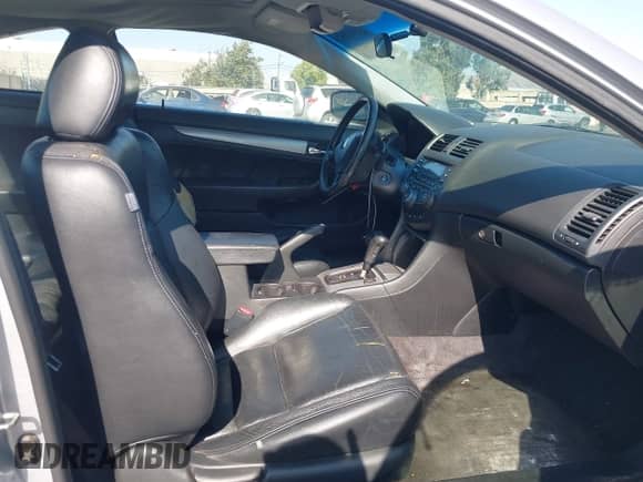 2003 Honda Accord EX с VIN 1HGCM82603A033565, выставлен на аукционе IAAI как лот 43095157 с пробегом 191 581 миль миль и . История ставок и продаж доступна на DreamBid. Изображение 5.