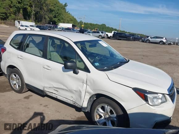 2018 Subaru Forester z VIN JF2SJAAC3JH539348, wystawiony jako IAAI lot #43135934 z przebiegiem 228 014 mil mil oraz . Historia ofert i sprzedaży dostępna na DreamBid. Obrazek 1.