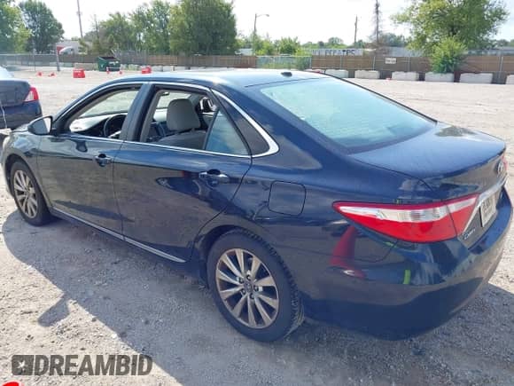2017 Toyota Camry LE with VIN 4T1BF1FK5HU798310, listed as a IAAI auction lot 43059357 with 188,926 mi miles and . Bid and sale history available at DreamBid. Image 3.