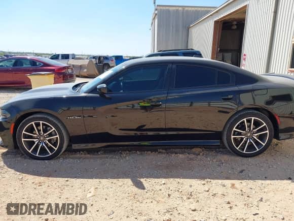 2022 Dodge Charger R/T с VIN 2C3CDXCT8NH190105, выставлен на аукционе IAAI как лот 43377492 с пробегом 43 119 миль миль и . История ставок и продаж доступна на DreamBid. Изображение 14.