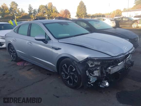 2025 Hyundai Sonata SEL with VIN KMHL64JA9SA468974, listed as a IAAI auction lot 43492347 with 13,050 mi miles and . Bid and sale history available at DreamBid. Image 13.
