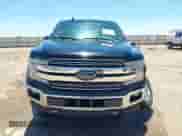 2018 Ford F-150 XL z VIN 1FTEW1EP8JFA92893, wystawiony jako IAAI lot #42305582 z przebiegiem 134 427 mil mil oraz . Historia ofert i sprzedaży dostępna na DreamBid. Obrazek 12.